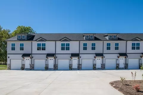 212 Drayton Dr #B, Clarksville, TN 37042