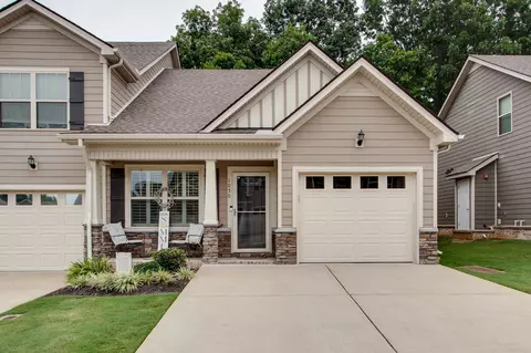 1050 Neeleys Bnd, Spring Hill, TN 37174
