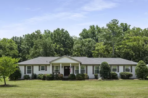 477 Broadwell Dr, Nashville, TN 37220
