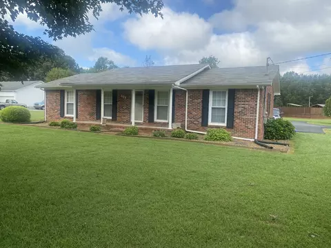 527 Spring Valley Rd, Mcminnville, TN 37110