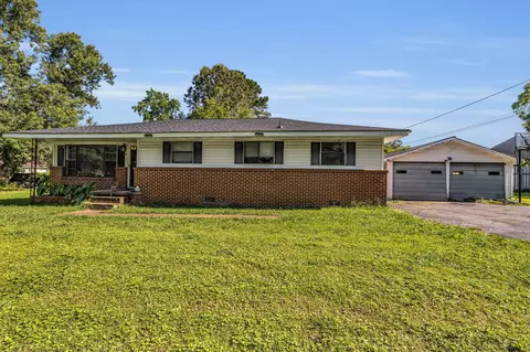 6 W Wotring St, Rossville, GA 30741
