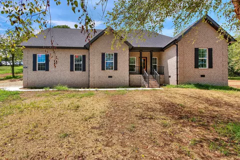 201 Mullins Mill Rd, Shelbyville, TN 37160