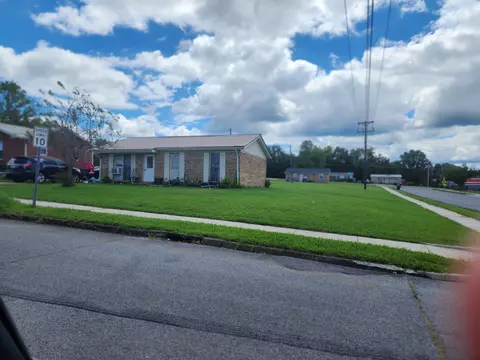 200 Martin Luther King Jr Blvd, Dickson, TN 37055