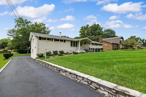 109 Sherbrooke Ln, Hendersonville, TN 37075