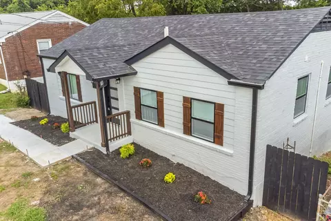3212 Crowe Dr, Nashville, TN 37218