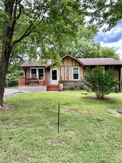 546 Savely Dr, Hendersonville, TN 37075