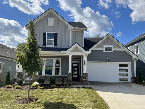 1041 Linn Cove Ct, Gallatin, TN 37066