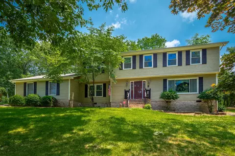 14 Windy Way, Signal Mountain, TN 37377