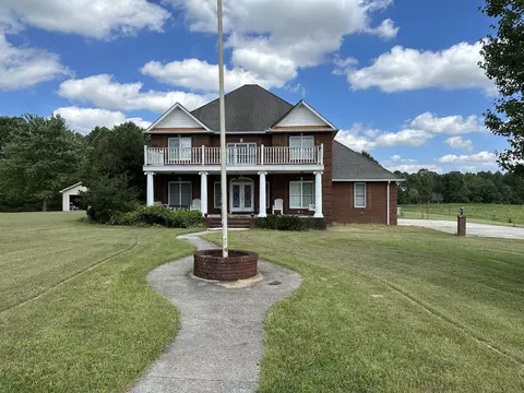 425 Parkhurst Rd, Mcminnville, TN 37110