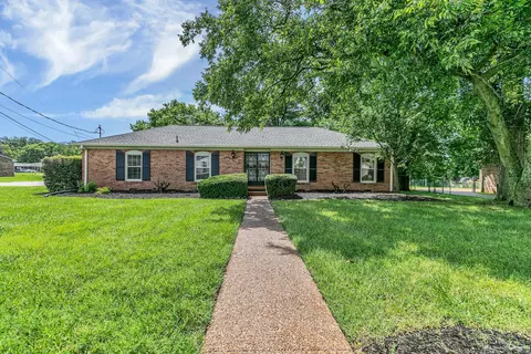 749 Baugh Rd, Nashville, TN 37221