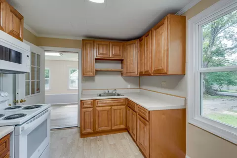 108 June Dr, Dickson, TN 37055 photo 12