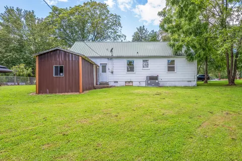 108 June Dr, Dickson, TN 37055 photo 5