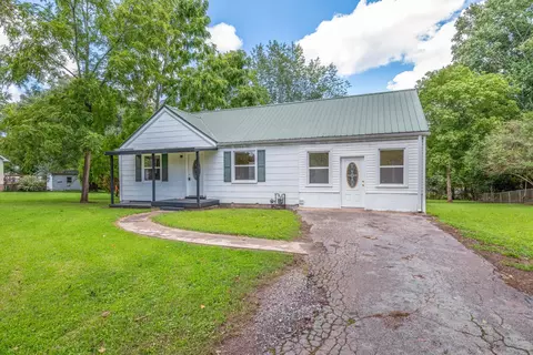 108 June Dr, Dickson, TN 37055 photo 3