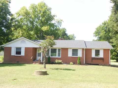 113 Sunset Dr, Gallatin, TN 37066