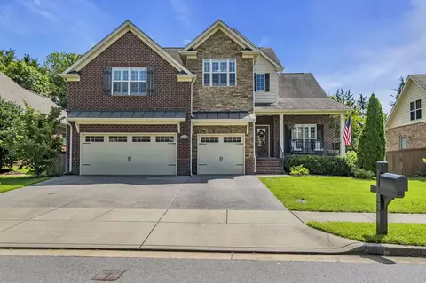 8260 Middlewick Ln, Nolensville, TN 37135