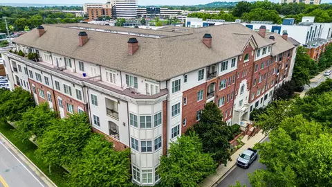 4120 Ridgefield Dr #310, Nashville, TN 37205