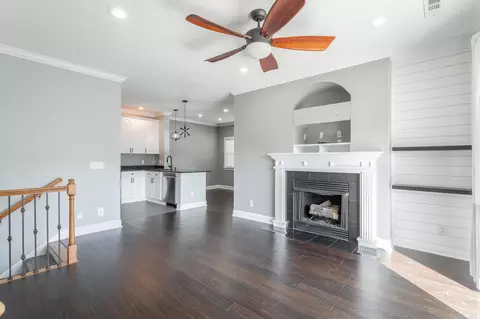 1006 Renaissance Ct, Chattanooga, TN 37419