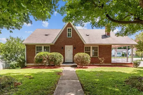 1835 Dimple Ct, Columbia, TN 38401