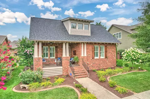 3421 Colebrook Dr, Thompsons Station, TN 37179