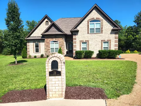 24 Colchester Pt, Lebanon, TN 37087