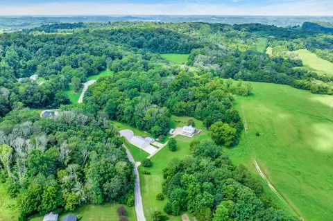 200 Burch Ln, Pulaski, TN 38478
