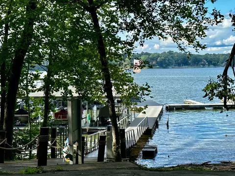 231 Green Harbor Rd # 63, Old Hickory, TN 37138