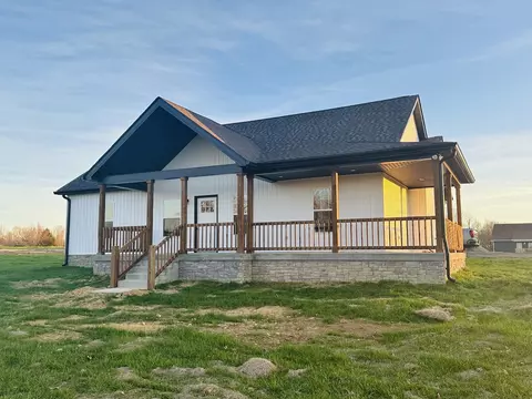245 Hawkins Rd, Westmoreland, TN 37186
