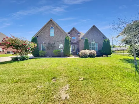3431 Shady Forest Dr, Murfreesboro, TN 37128