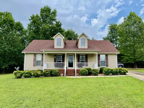 34 Tranquility Dr, Fayetteville, TN 37334