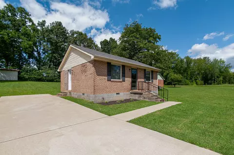 134 Schrader Heights Dr, Dickson, TN 37055