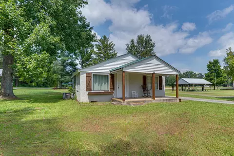 551 W Maple St, Morrison, TN 37357 photo 4