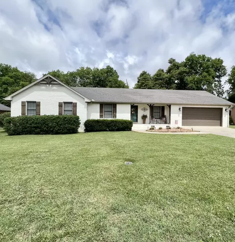 105 Laurelwood Dr, Shelbyville, TN 37160