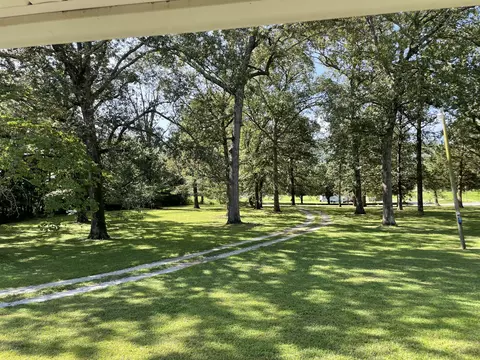 1017 Bell Mill Rd, Pelham, TN 37366