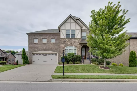 5178 Mountainbrook Cir, Hermitage, TN 37076