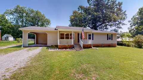 811 Westside Dr, Tullahoma, TN 37388