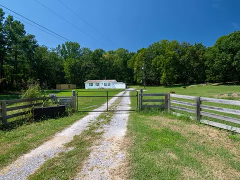 2635 Sanford Rd, Nolensville, TN 37135