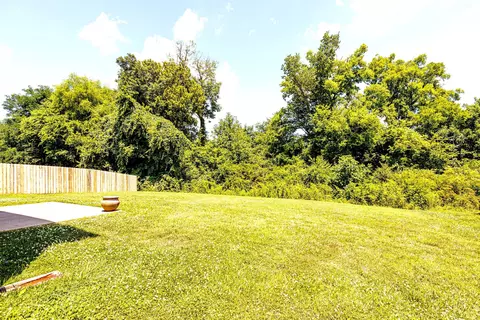 8017 Regiment Dr, Spring Hill, TN 37174 photo 3