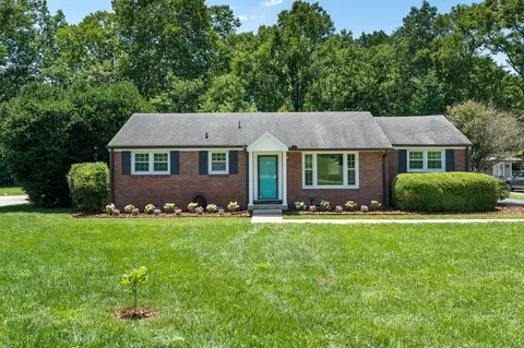 507 Arrowwood Dr, Nashville, TN 37220