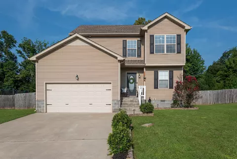 1152 Freedom Dr, Clarksville, TN 37042