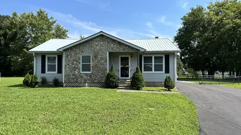 7040 Curve Ct, Murfreesboro, TN 37129