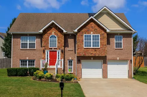 856 E Accipiter Cir, Clarksville, TN 37043