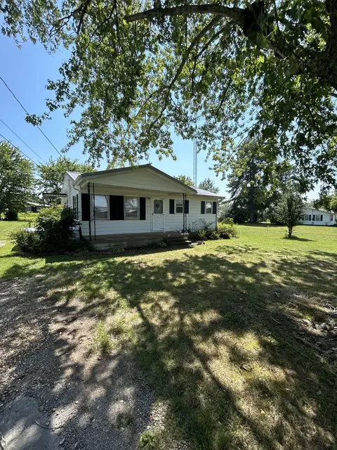 10 Community Rd, Lawrenceburg, TN 38464