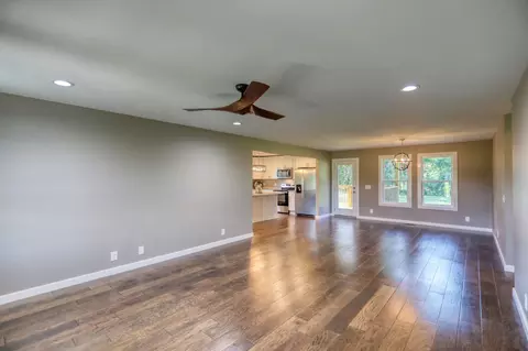120 Vantrease Rd, Cottontown, TN 37048 photo 7