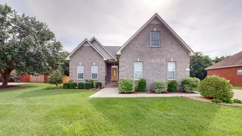 257 Conquest Rd, Murfreesboro, TN 37128