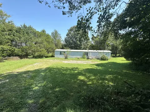 1332 Tennessee 82 S, Shelbyville, TN 37160