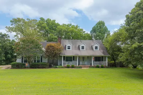 519 Mountain View Dr, Pulaski, TN 38478