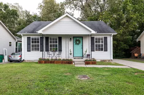 2513 Slaydon Dr, Nashville, TN 37207