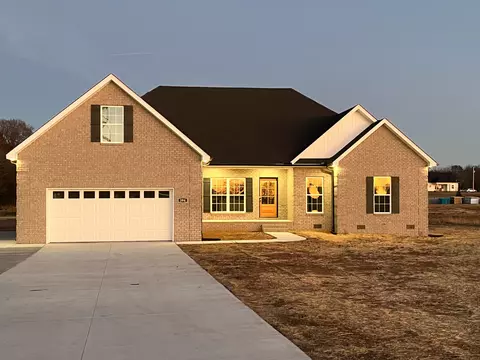 394 Honeybee Dr, Unionville, TN 37180