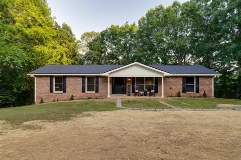 1742 Valley View Rd, Goodlettsville, TN 37072