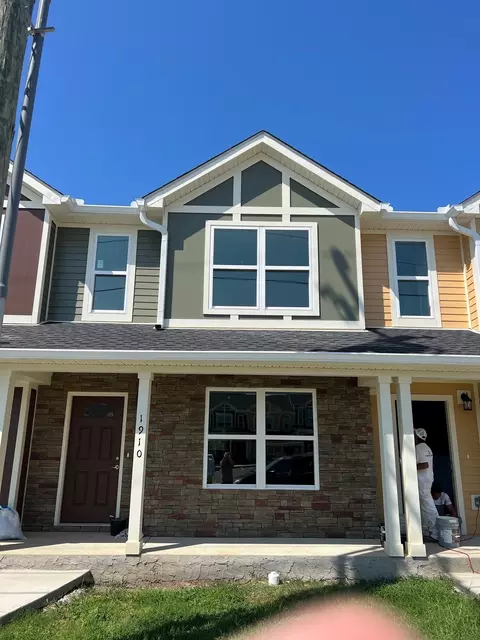 1910 Lombardia Ln, Madison, TN 37115